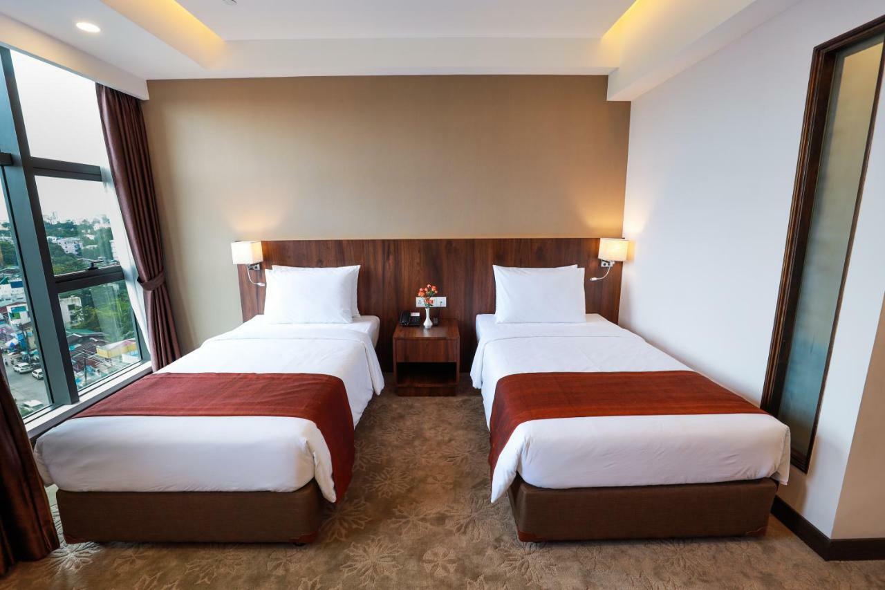 Hlaine Tet Hotel Yangon Luaran gambar
