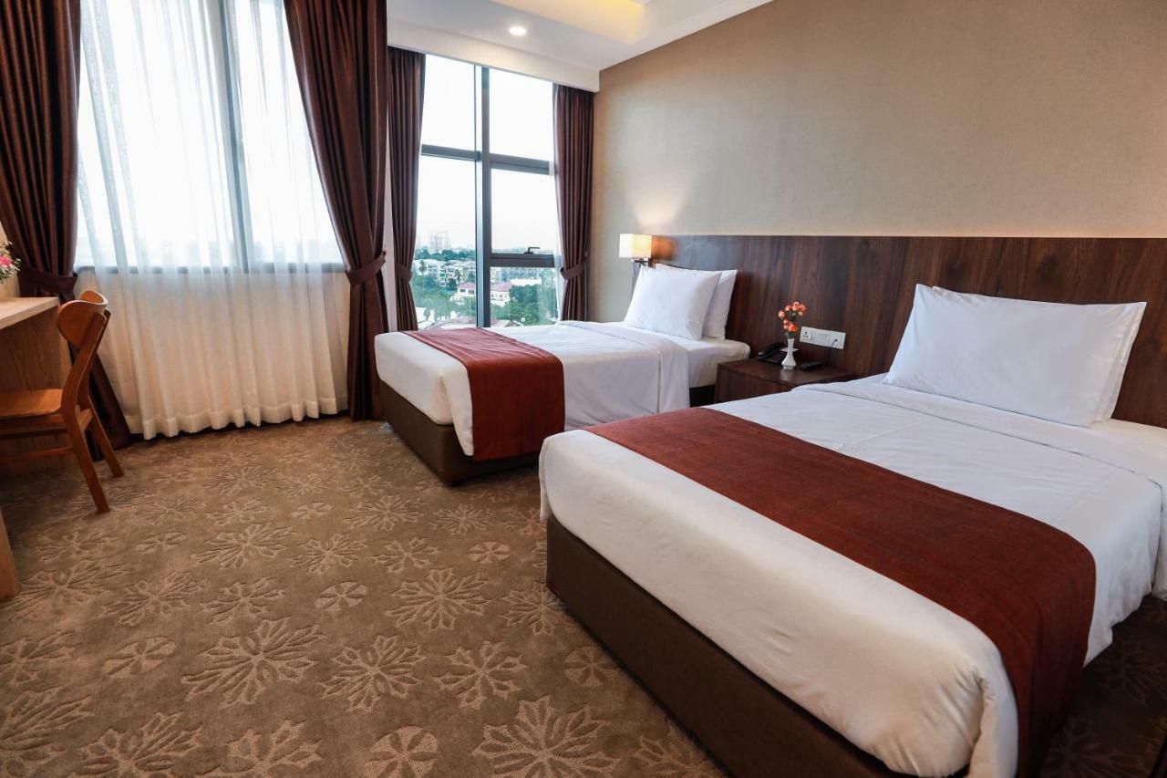 Hlaine Tet Hotel Yangon Luaran gambar