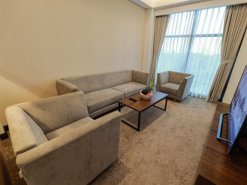 Hlaine Tet Hotel Yangon Luaran gambar